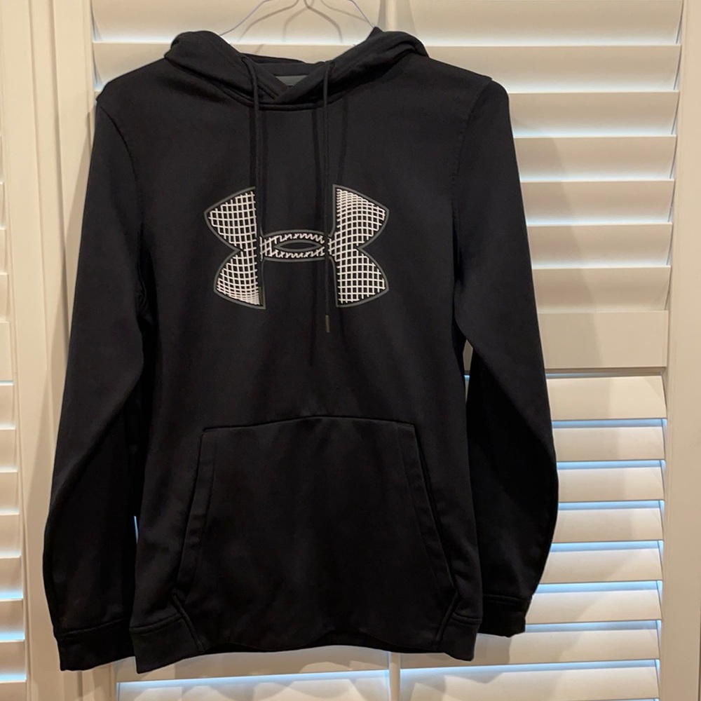 Black Under Armour Men’s hoodie